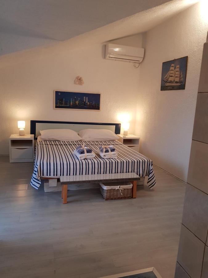 Apartmani Mlaja Trpanj Exterior photo